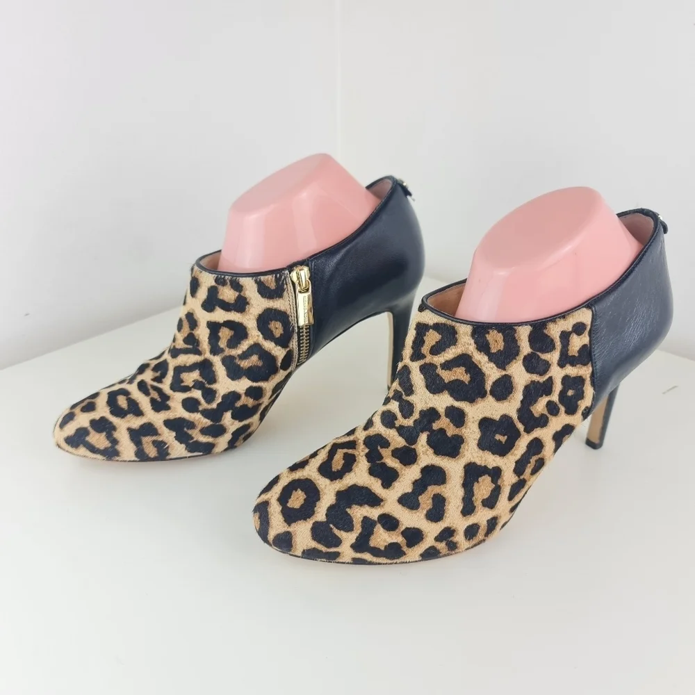 Michael Kors Leopard Print Haircalf Ankle Boots Size 9.5M Leather - Picture 3 of 14